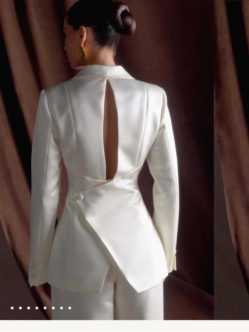 Meshki Women's Ivory Satin Single-Button Blazer